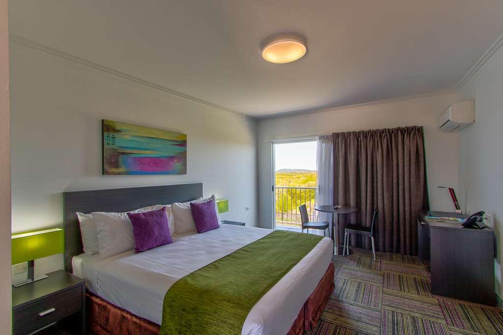 Mackay Oceanside Central Hotel Official Room photo