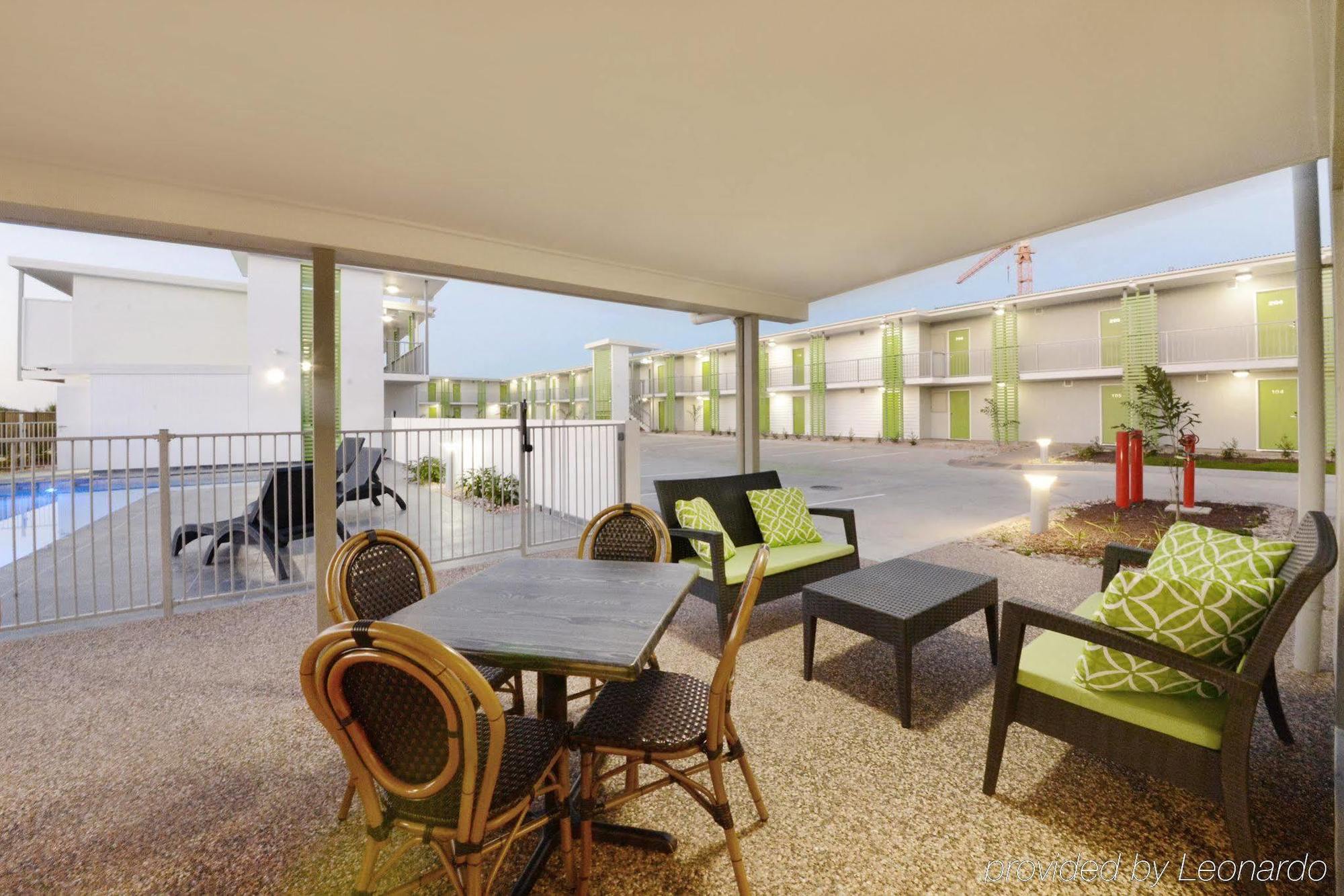 Mackay Oceanside Central Hotel Official Exterior photo