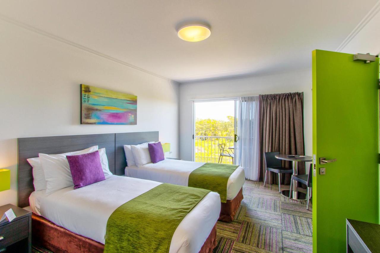 Mackay Oceanside Central Hotel Official Exterior photo